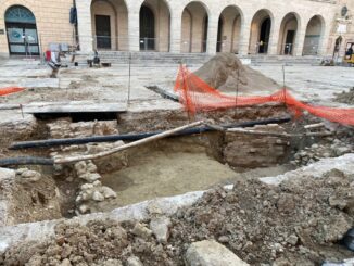 Cantiere piazza Mazzini a Bastia e area archeologica, che cosa è?