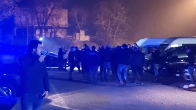 Taglia le gomme delle auto ai tifosi del Cesena, denunciato dai Carabinieri di Assisi