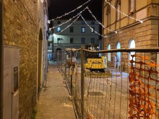Sollevazione popolare per chiusura, senza preavviso, di via Garibaldi
