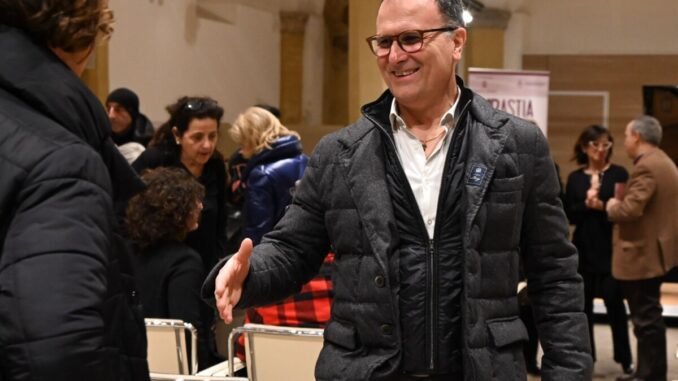 Centro d’accoglienza, non di trasparenza. Cosa è successo ex Villa