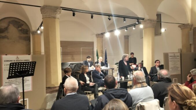 Accoglienza non è aprire le porte del Consiglio, ma condividere con la città