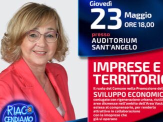 Catia Degli Esposti Conduce l'Incontro su 'Imprese e Territorio'
