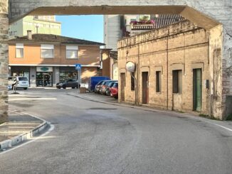 Paola Lungarotti risponde su questione dei locali di Via Della Rocca