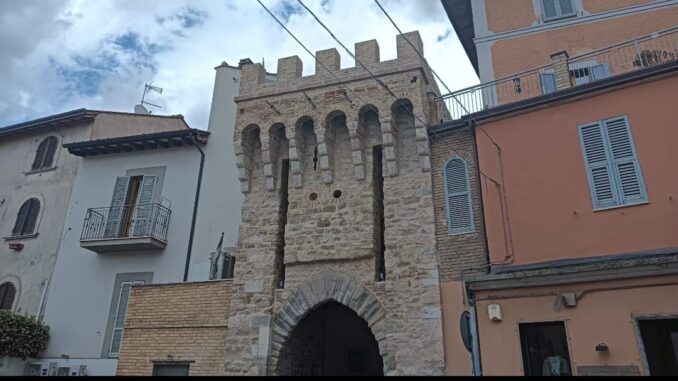 Chiusura Temporanea di Via dell'Isola Romana per Lavori Elettrici