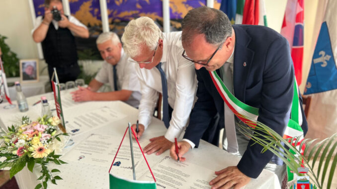 Rinnovato gemellaggio tra Bastia e Karancslapujtő, legame da 20 snni Rinnovato gemellaggio tra Bastia e Karancslapujtő, legame da 20 snni