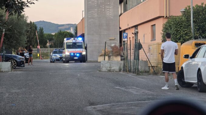 Morto mentre si allena, palestra chiusa per lutto