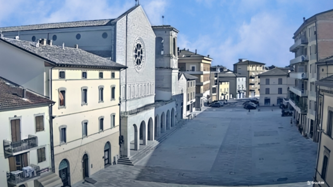 In piazza insieme nel ricordo di Papa Francesco