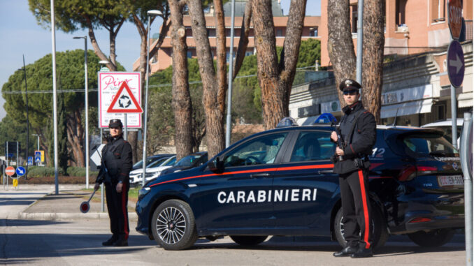 Fermato alla guida con cocaina, arrestato 34enne