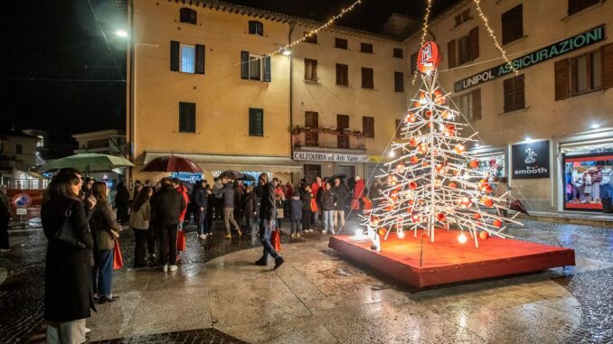 Moncioveta trionfa al Concorso Alberi Artistici 2024