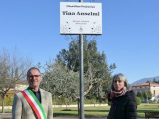 Intitolati i giardini pubblici di Via Verdi a Tina Anselmi