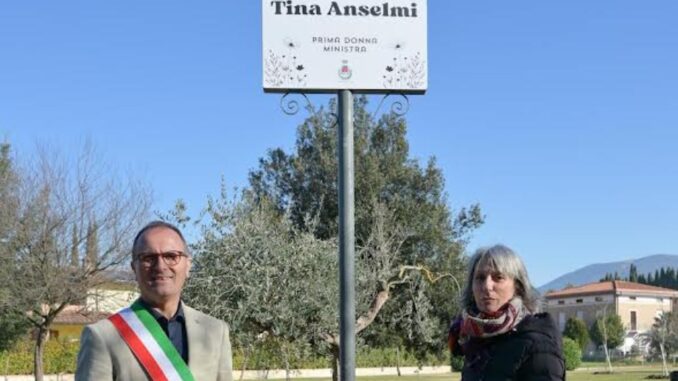 Intitolati i giardini pubblici di Via Verdi a Tina Anselmi