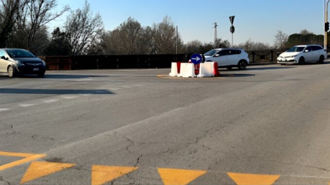 Modifica della Viabilità: Rotonda Sperimentale al Ponte di Bastiola