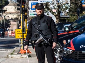 Fermato alla guida con cocaina, arrestato 34enne