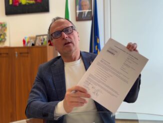 Comitato T-RED consegna le firme: le richieste alla città