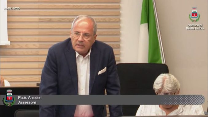 Scontro in aula, FdI accusa: “Ansideri arrogante e vago”