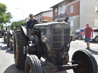 Campiglione, Erigo Pecci celebra le radici con rito della trebbiatura