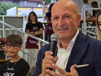 A Costano al via la Sagra della Porchetta, una serata dal forte valore simbolico celebra i 50 anni