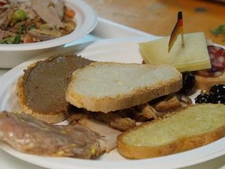 50 anni di porchetta e tradizione popolare a Costano