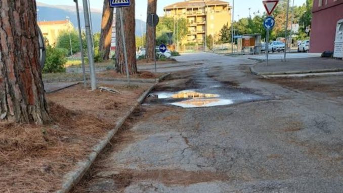 Mozioni respinte, cittadini ignorati: Bastia chiede risposte