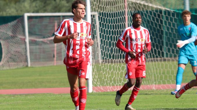 Bastia travolgente in trasferta con tripletta di Hysenaj