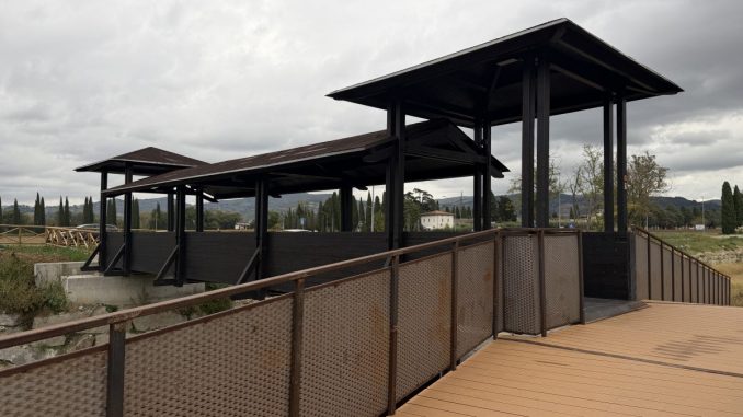 Passerella del cimitero pronta per i cittadini