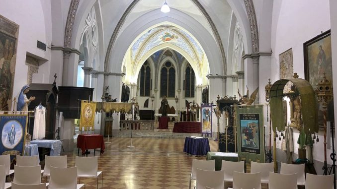 Santa Croce espone i tesori processionali delle confraternite