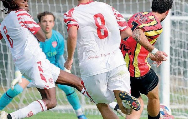 Bastia, cuore e orgoglio, ma il Derby va all’Angelana