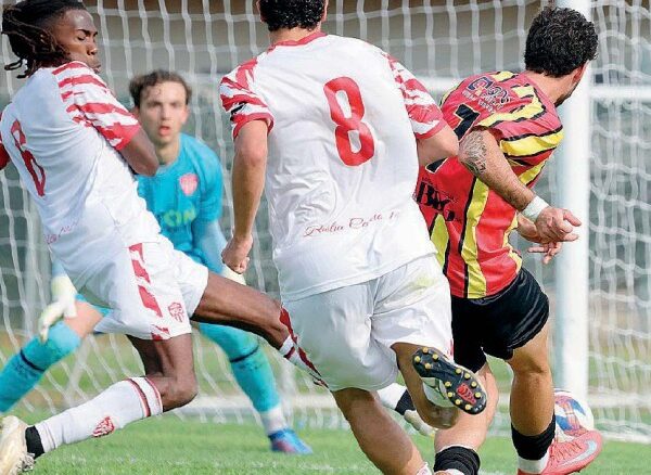 Bastia, cuore e orgoglio, ma il Derby va all’Angelana